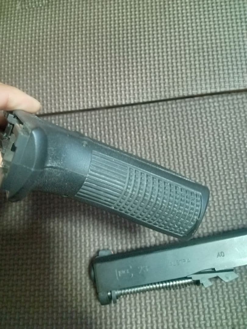 グロック23F(KSC製ガスガン：ジャンク品)&専用ホルスター