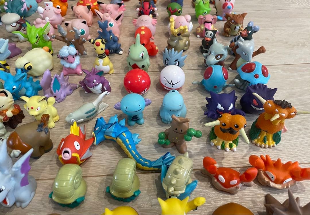 ポケモンキッズまとめ売り約250体