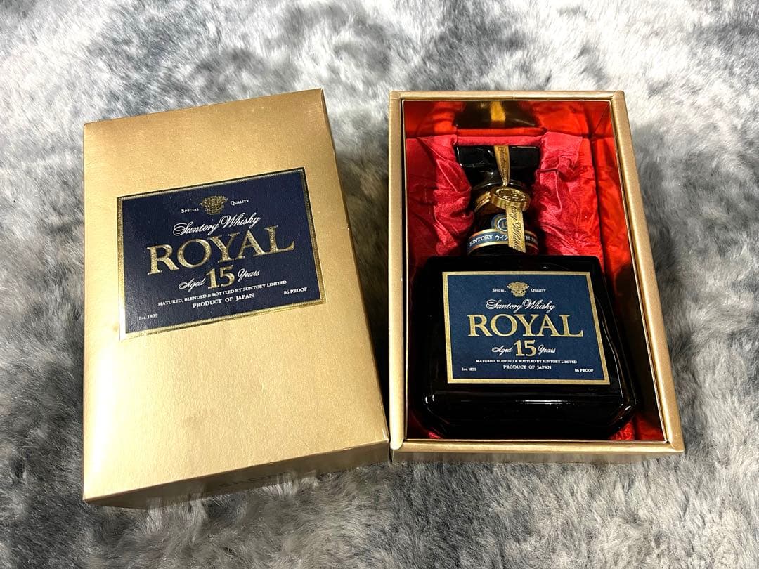 サントリーウイスキー  　15年 1本 サントリー ウイスキー ローヤル 15年 スリムボトル 青ラベル ROYAL