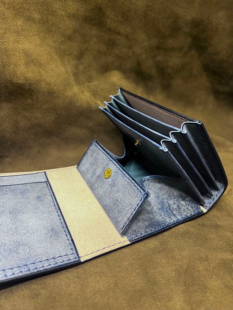 カ*7様 エムピウ ミッレフォッリエ　同型　コードバン　革財布