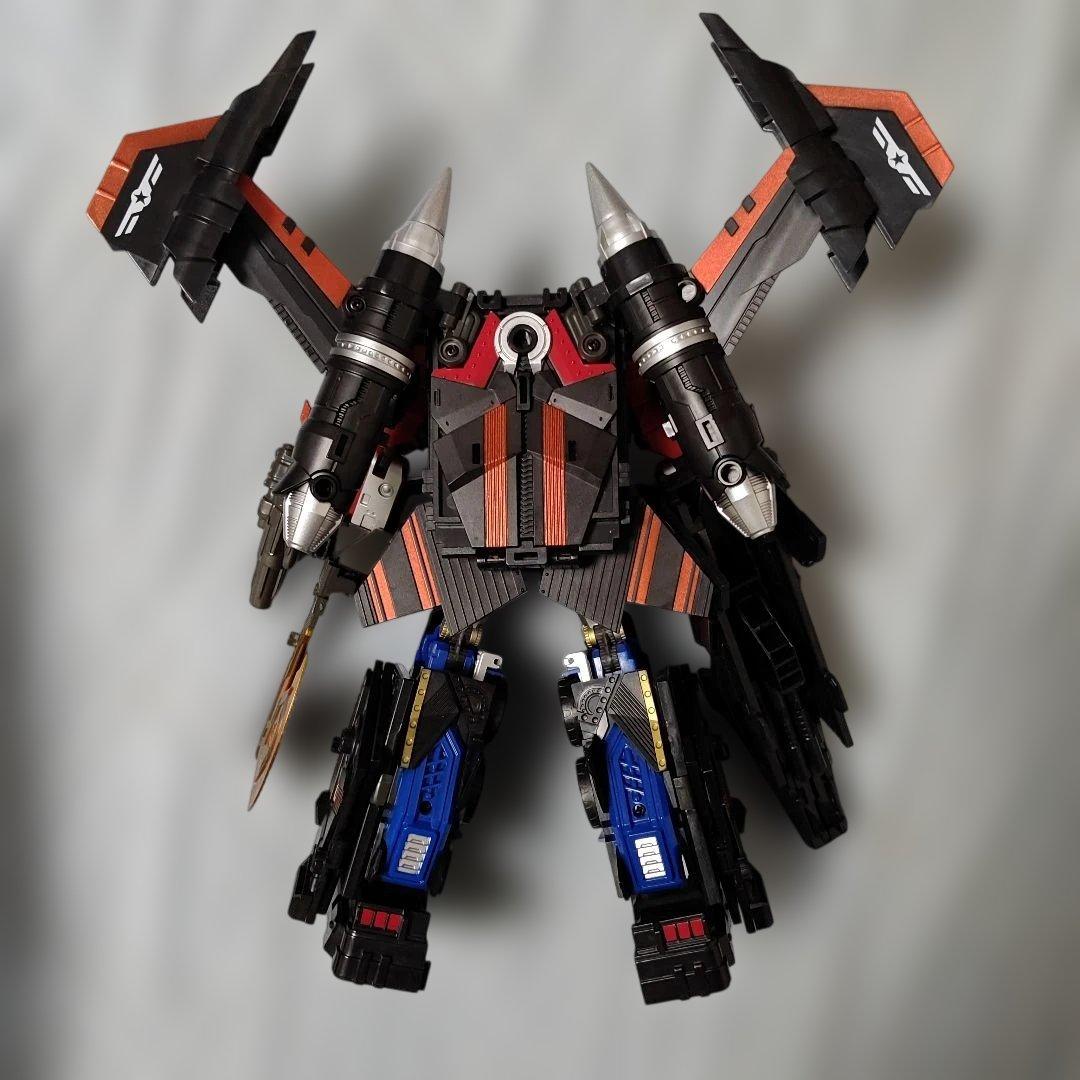 トランスフォーマー　オプティマス似の非正規品　PE-DX10