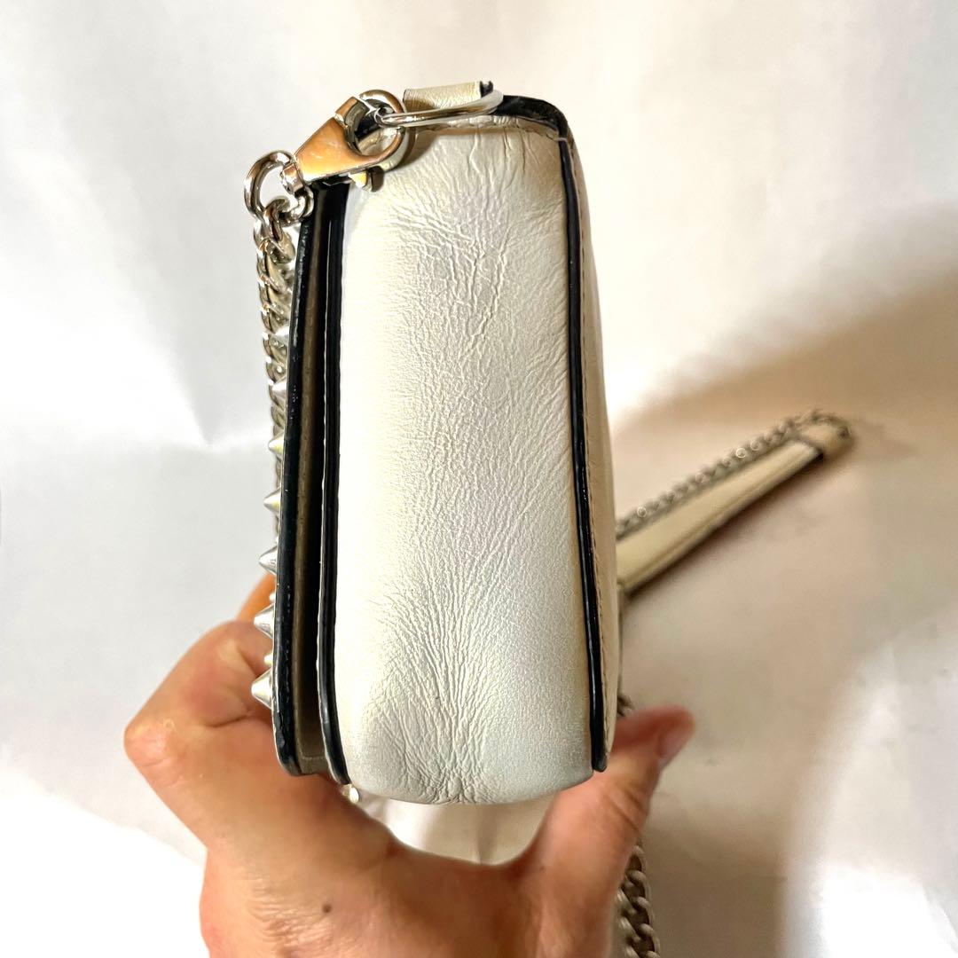 クリスチャン ルブタン 2way ショルダーバッグ スマホポーチレディースメンズ