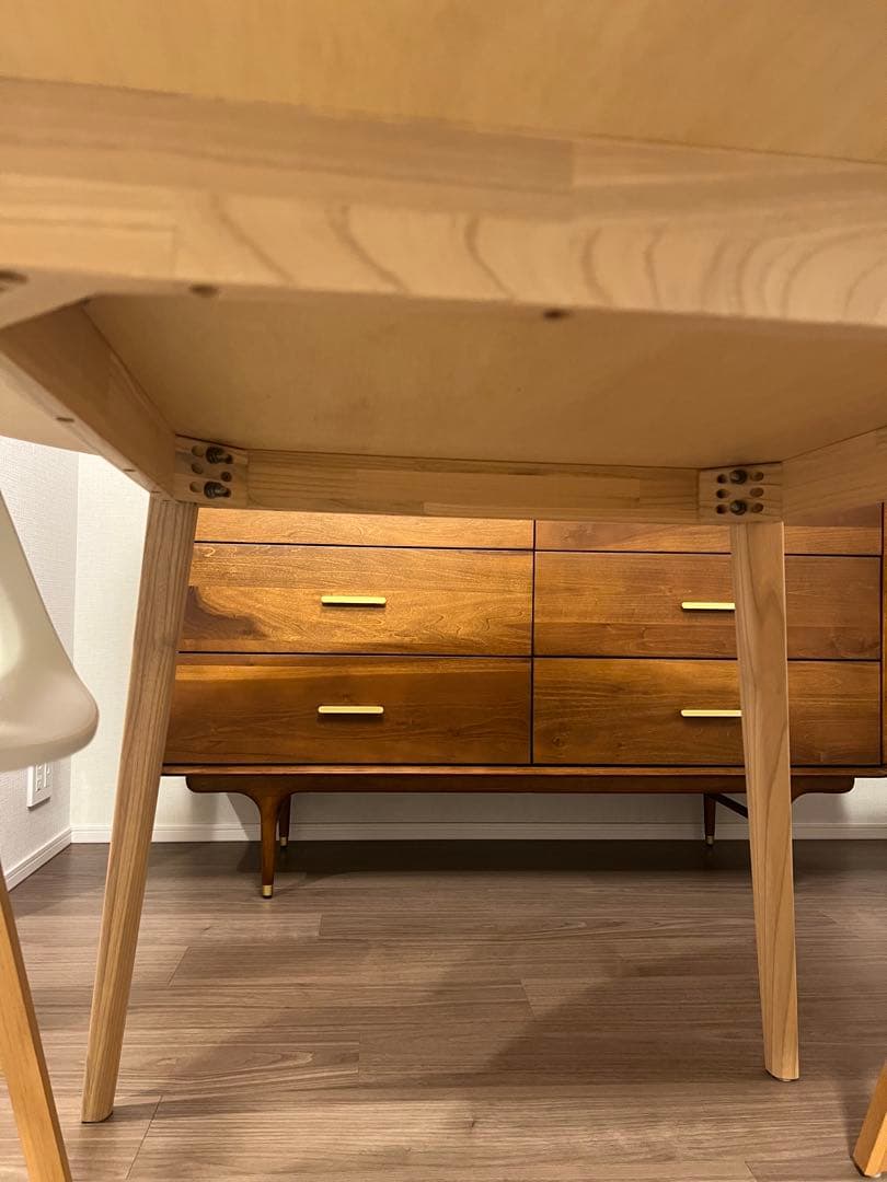 FACT FUSION 1140 ラウンドテーブル