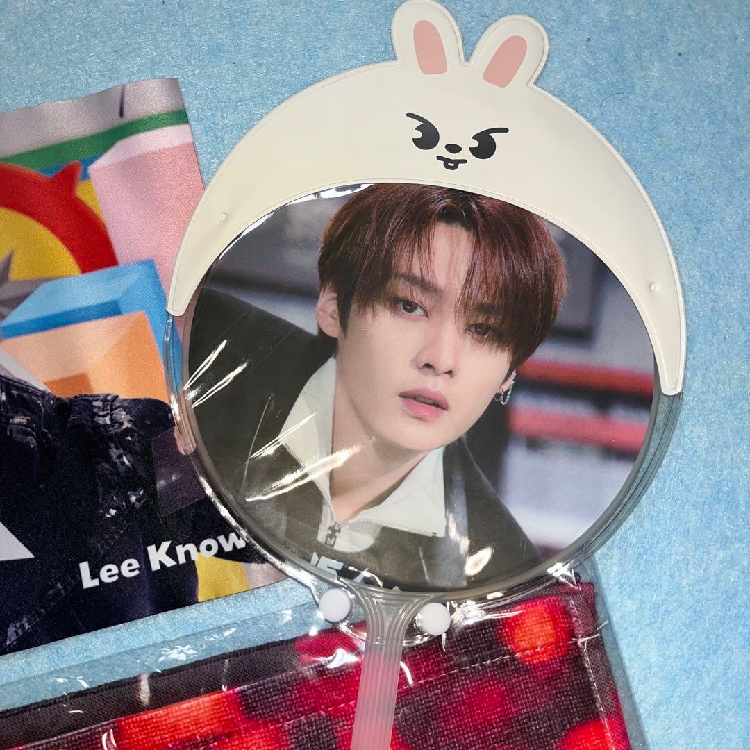 stray kids スキズ リノ leeknow リービットLeebit