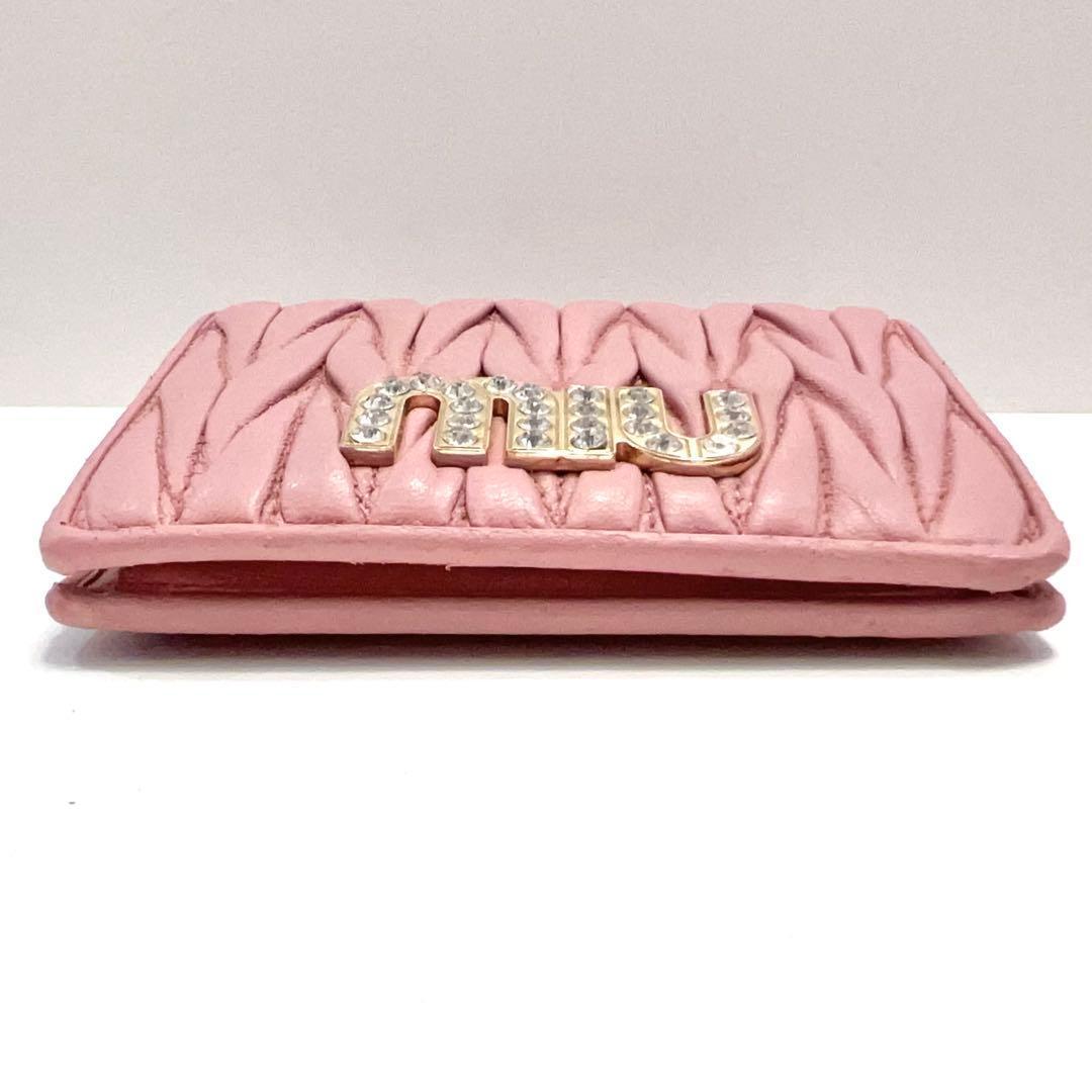 ミュウミュウ マテラッセ 折り財布 ビジュー クリスタル ゴールド金具 ピンク