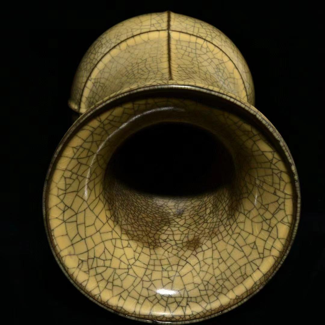 中国古美術・旧蔵陶磁器如意瓶・18x38cm・茶道具・案頭・置物・文房具