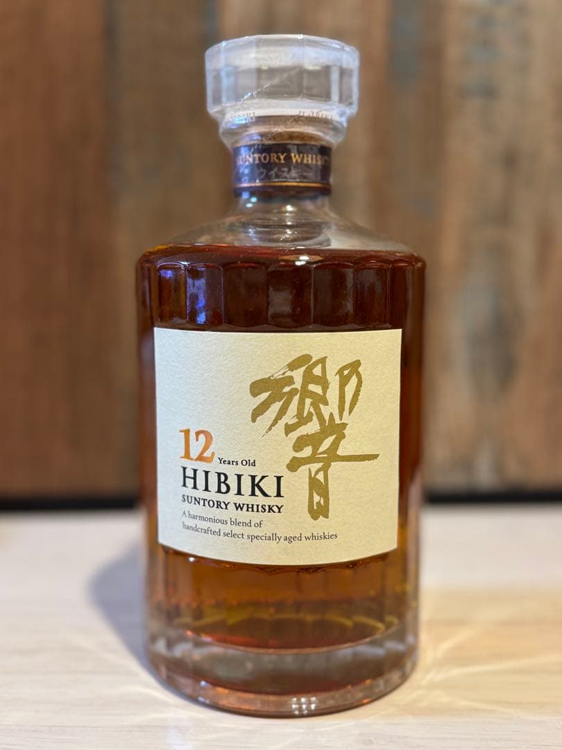 響12年 サントリーウイスキー 700ml Amazon.co.jp: サントリー ブレンデッドウイスキー 響12年カートン付き