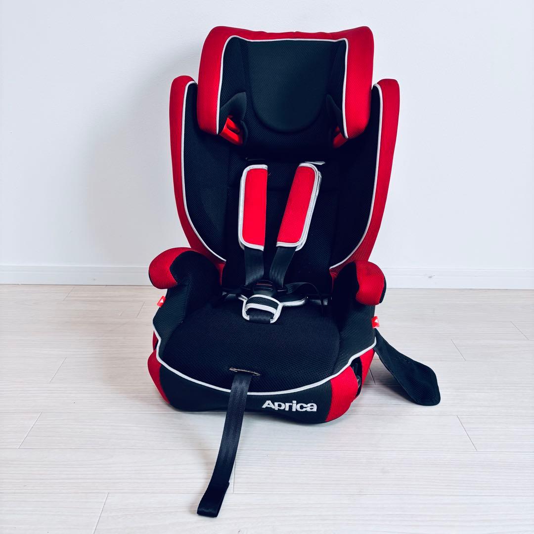 【極美品】アップリカ　チャイルドジュニアシート　エアグルーヴ　AGレッド　赤　黒