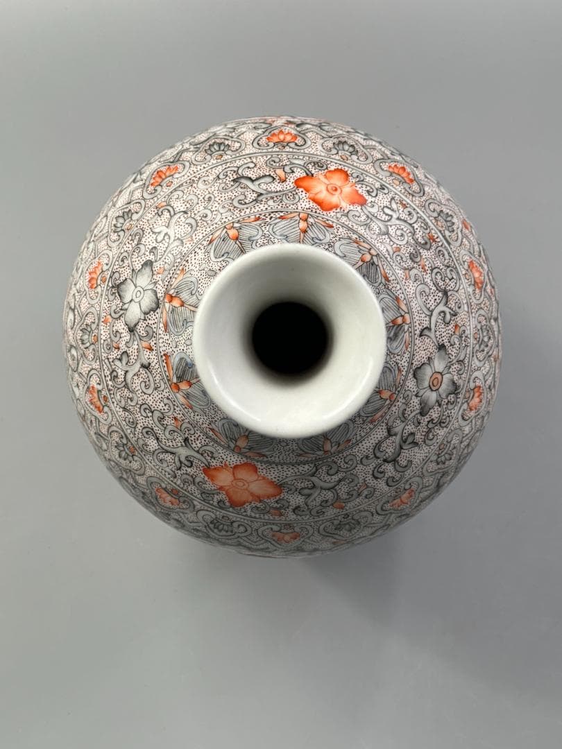 中国美術 清朝 清時代 大清乾隆年製款 墨彩粉彩龍