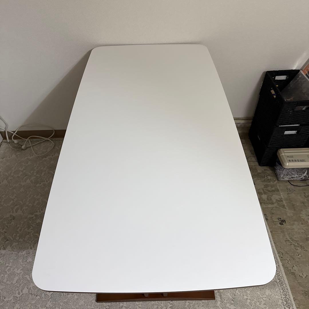 美品　カリモク60+ カフェテーブル1200［T36420HW］