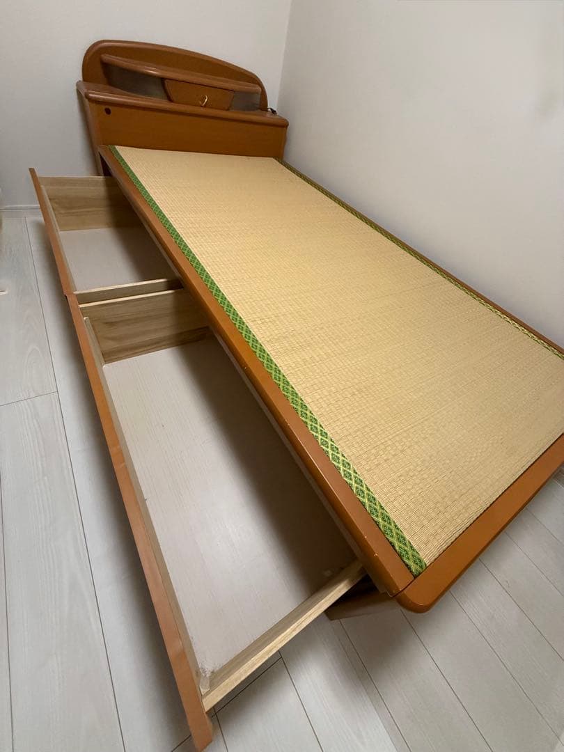 木製シングルベッド 引き出し付き 和風デザイン