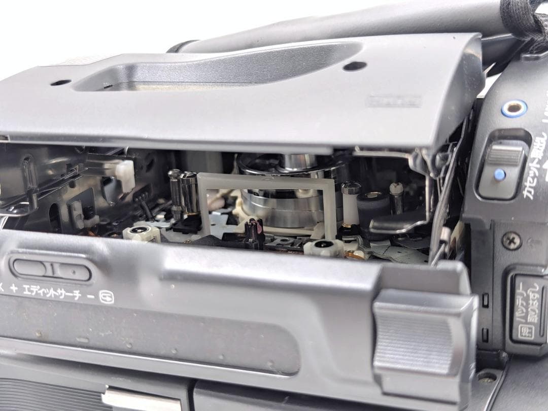 8mmテープのダビングに！ SONY ビデオカメラ CCD-TRV92 04