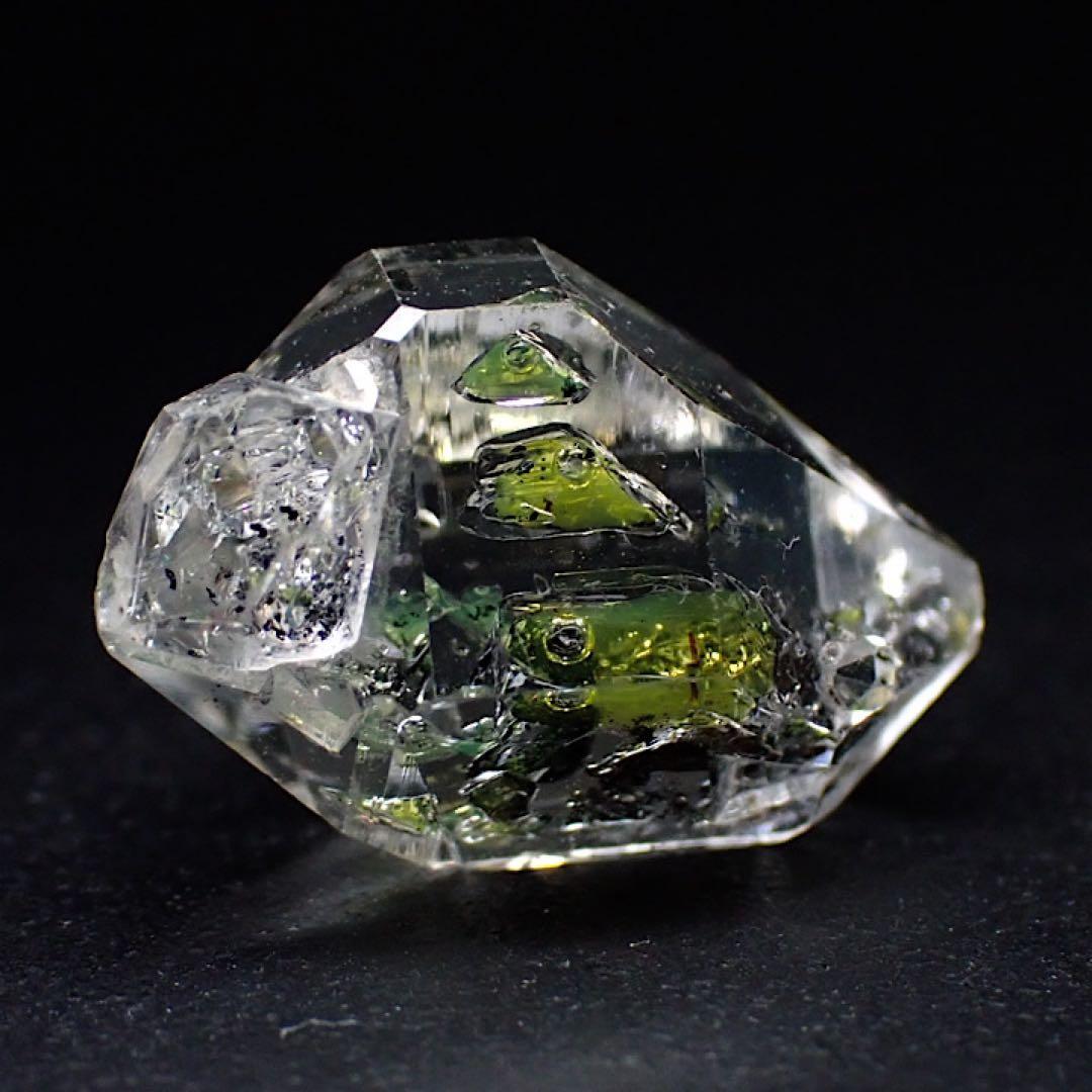 パキスタン産】オイルインクォーツ