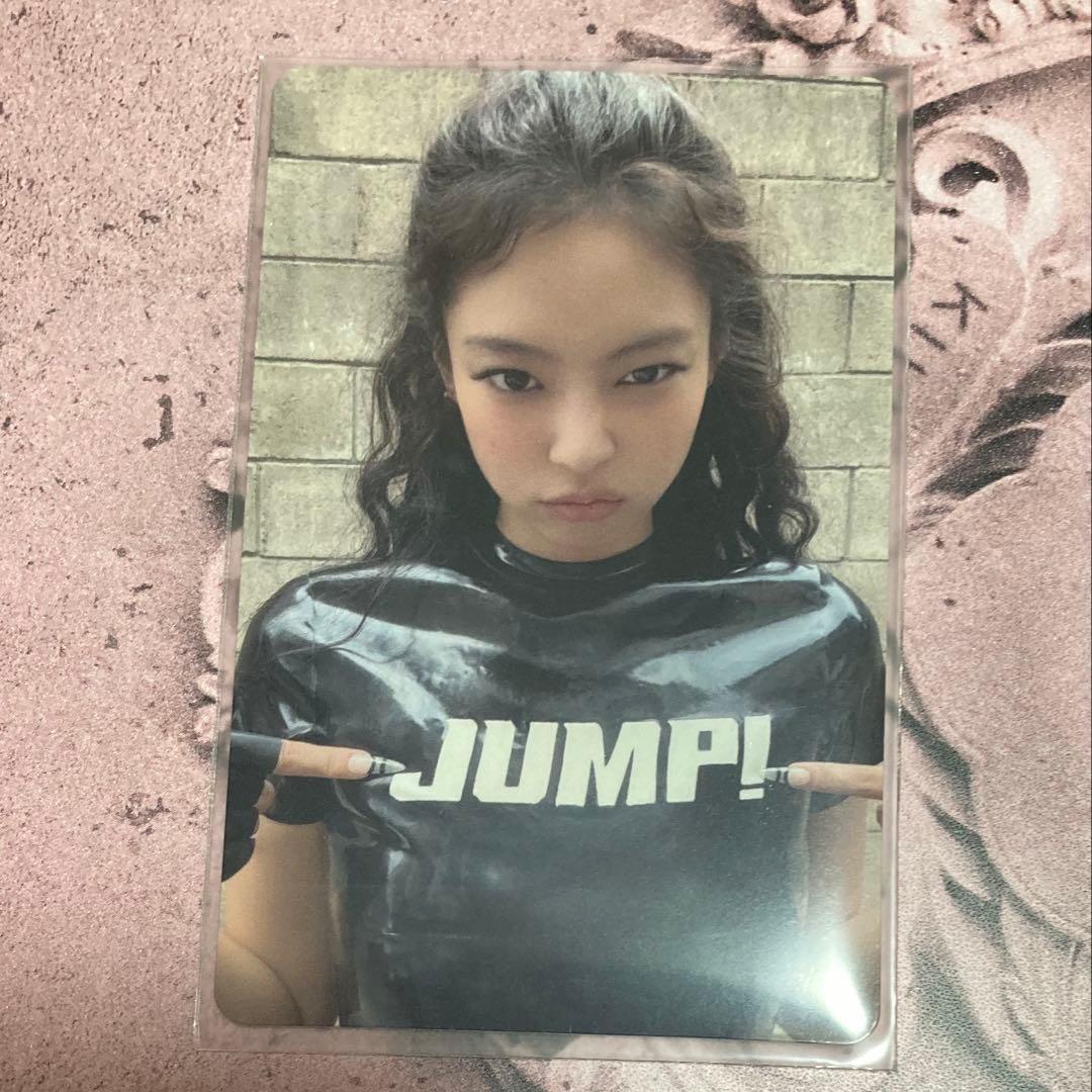 BLACKPINK JUMP グッズ ジェニ JENNIE 特典トレカ日本MD - メルカリ