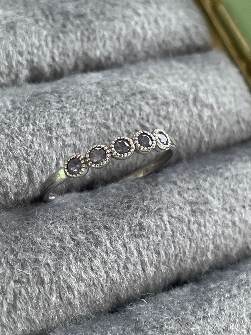 カラーチェンジガーネット ハーフエタニティ