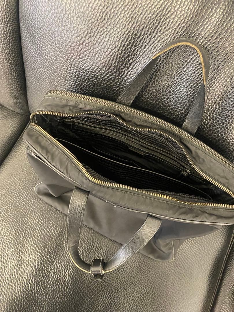 PRADA ビジネスバッグ ブラック