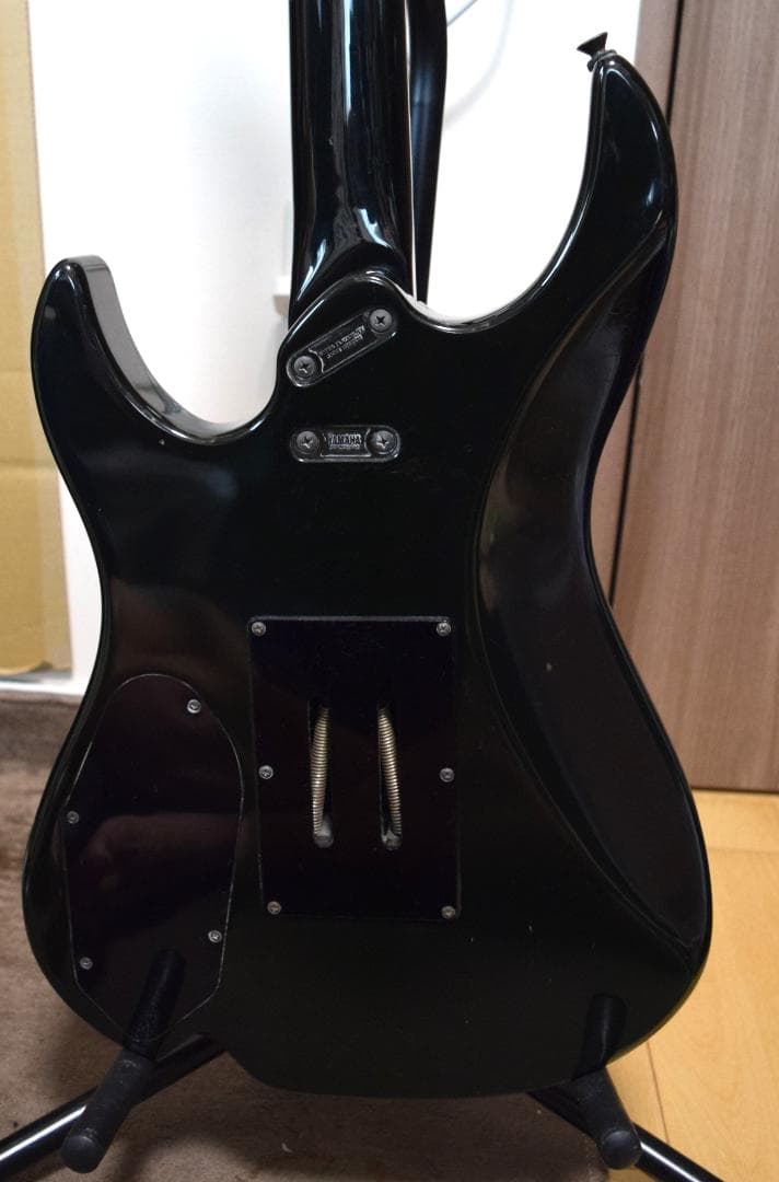 YAMAHA　RGX612D　フロントはダンカン？　故障品扱いです