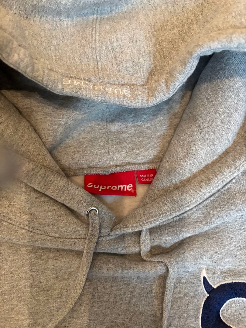Supreme グレー フーディ Lサイズ