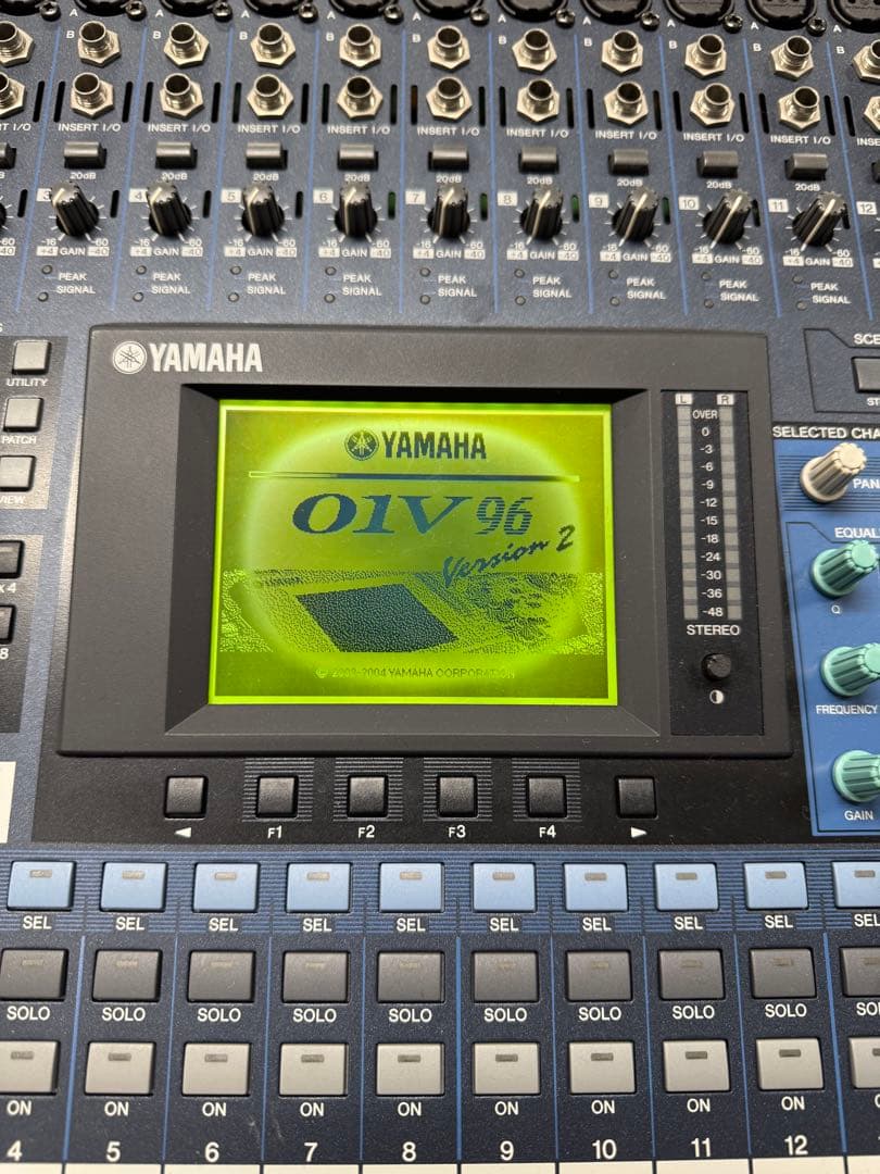 YAMAHA デジタルミキサー 01v96