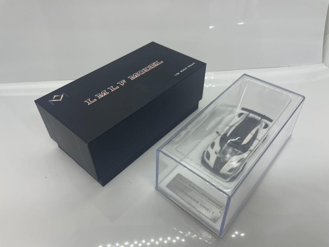 9L-012 LMLF MODEL 1/64 ケーニグセグ ONE:1