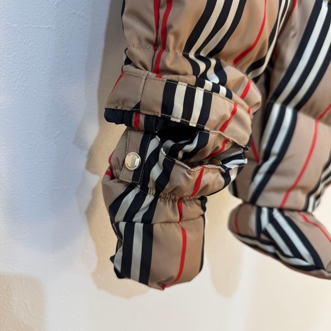 最終お値下げ！！Burberry バーバリー　ダウン