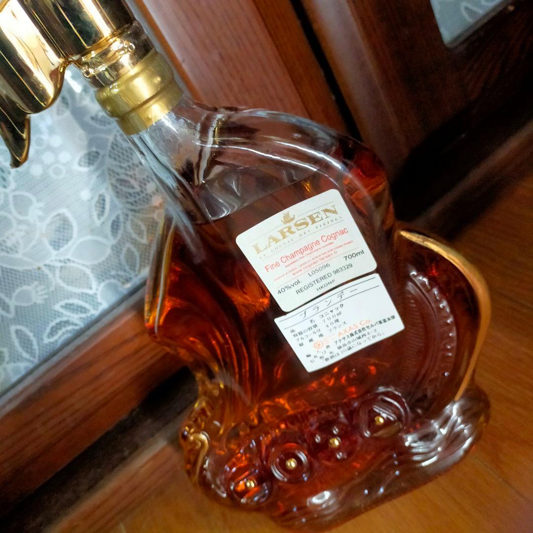 LARSEN コニャック 船型ボトル 750ml - メルカリ