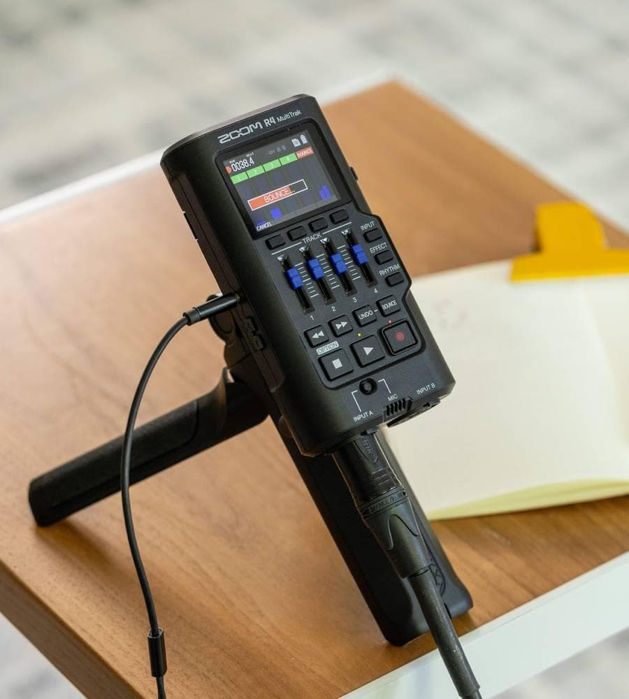 Zoom R4 MultiTrak 新品 未使用