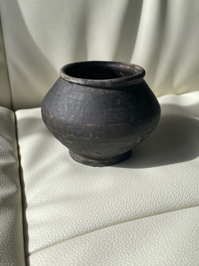 黒高麗塩笥小壺・李朝初期・ぐい呑み 古美術 田代（岐阜） | 土曜日