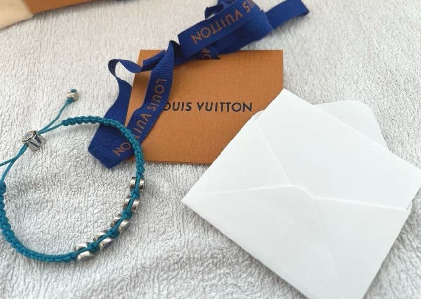 LOUIS VUITTON ルイヴィトン 限定カラー ブレスレット カラーズ