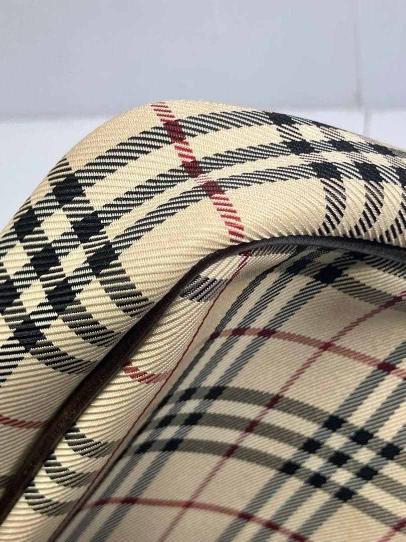 Burberry バーバリーノバチェック ショルダーバッグ 斜め掛け ポシェット