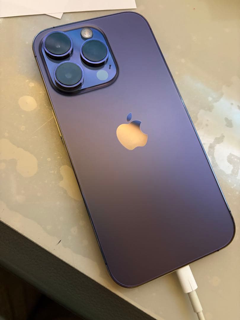 や*ん様 iPhone 14 Pro ！ROOT CO.耐衝撃ケース付きジャンク