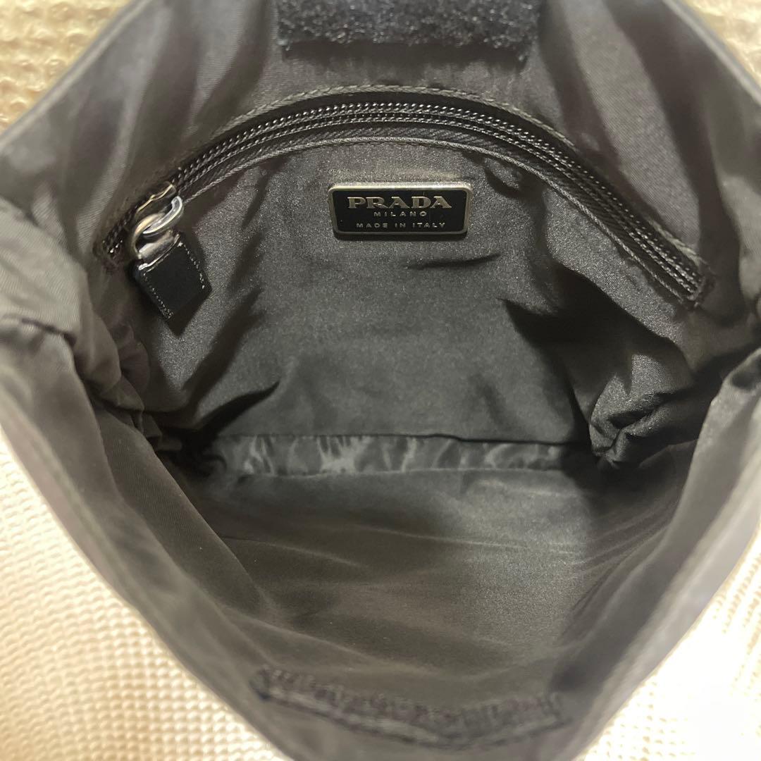◇ 良品 PRADAプラダ ショルダーバッグ サコッシュ ナイロン ブラック ◇