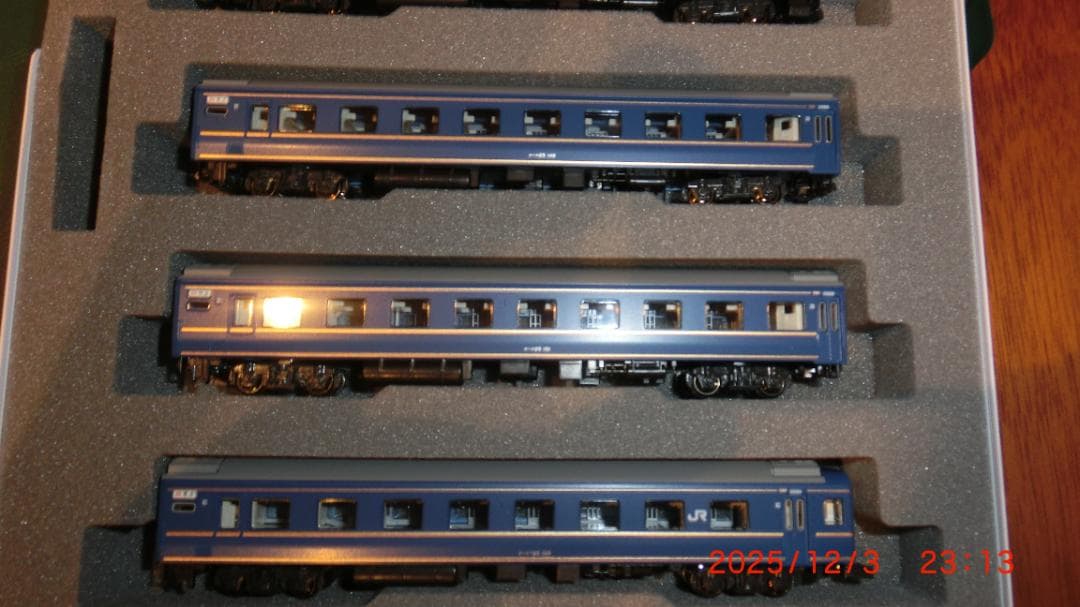 KATO 24系寝台特急「あさかぜ」（金帯）7両基本セット + 8両増結セット