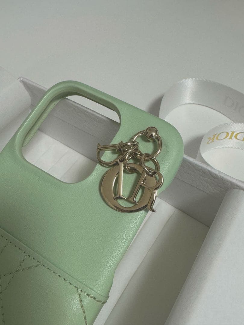 美品］DIOR パステルミント☆iPhone15proケース
