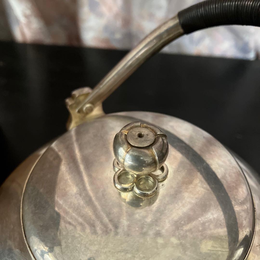 明治の金工師「中川九世浄益」作「南鐐（なんりょう）」純銀湯沸 重さ