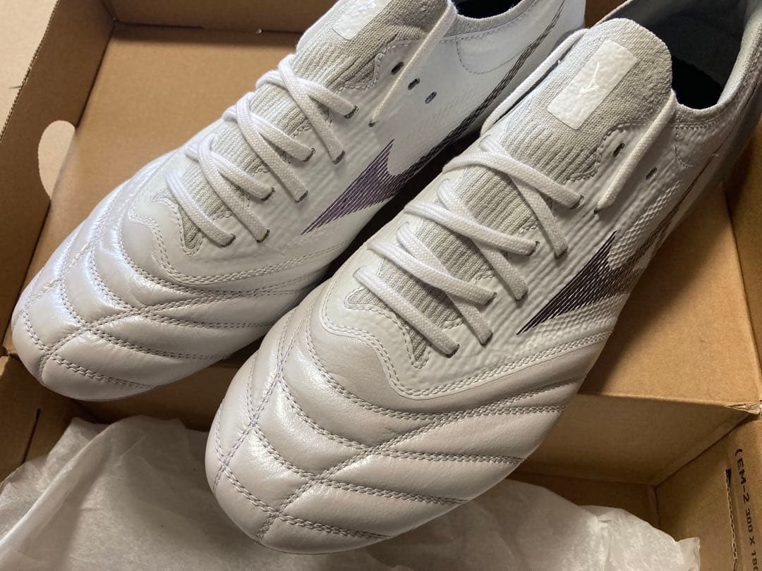 ミズノ モレリア ネオ 3 β エリート 25.5cm ミズノ モレリア ネオ