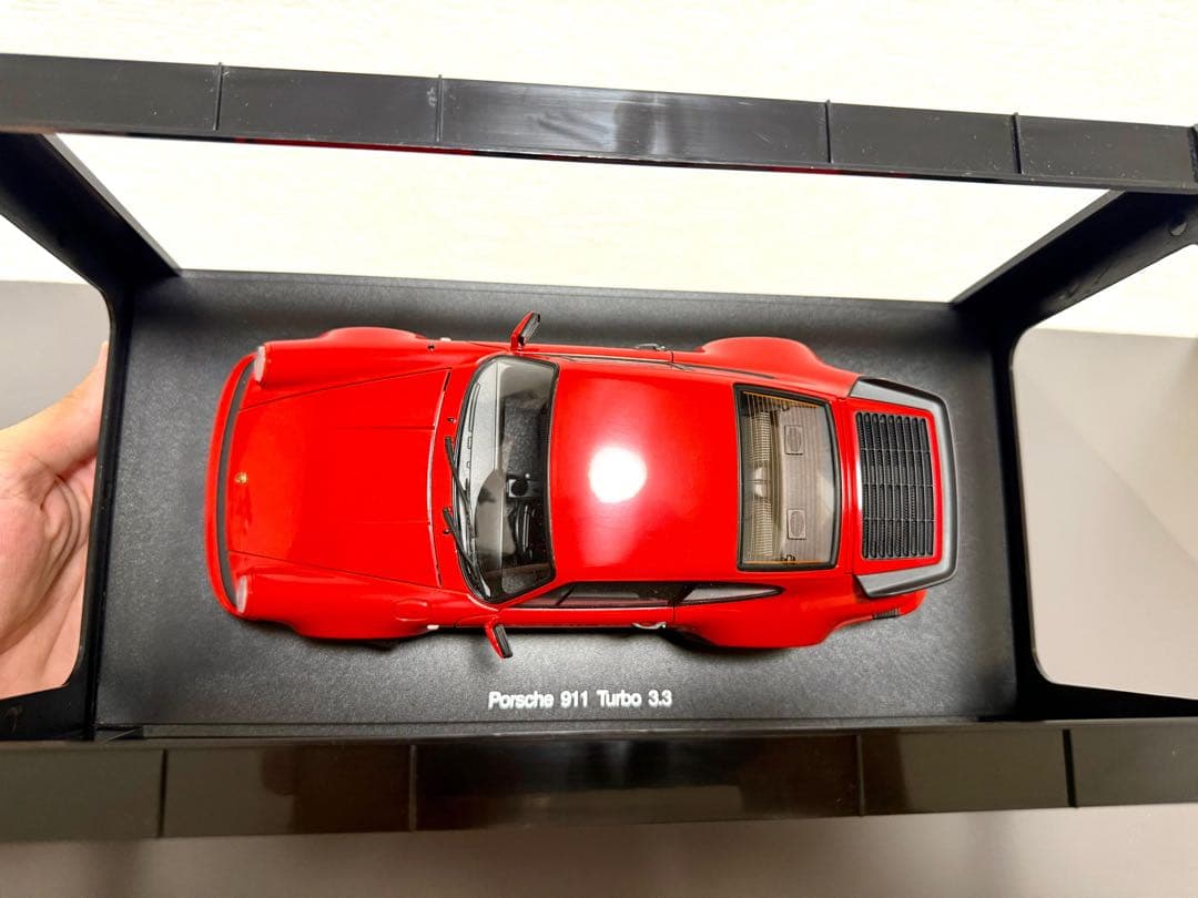 1/18 AUTOart ポルシェ 911 (930) 3.0 ターボ ◇AUTOart 1/18 ポルシェ