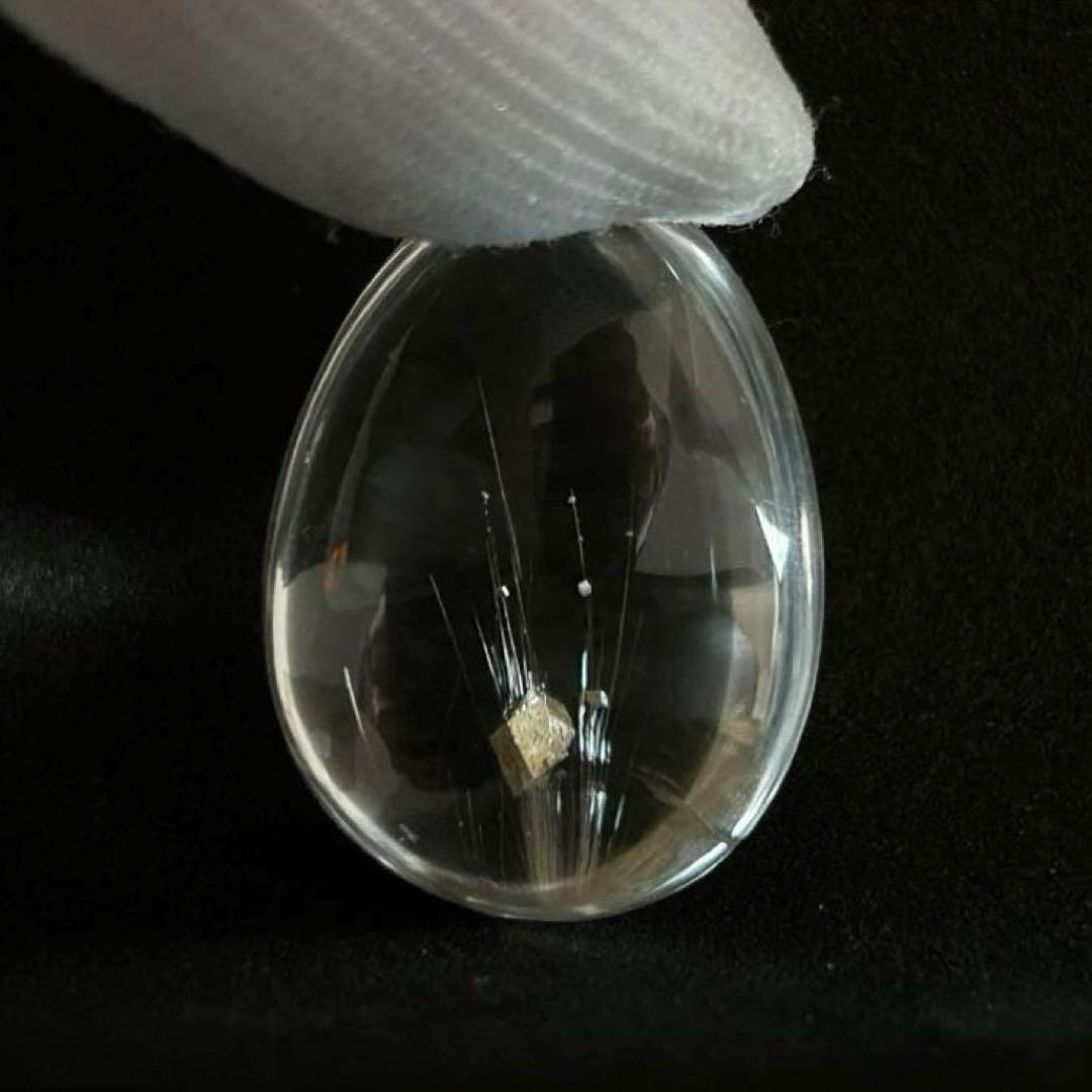 パイライトインクォーツ 六面体パイライト 貫入結晶 ルチルの噴水 激レア！