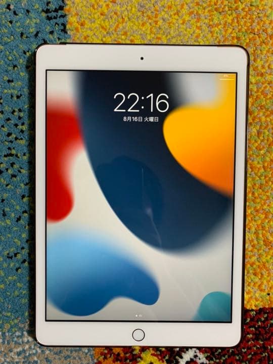 Apple iPad 第7世代 32GB セルラーモデル