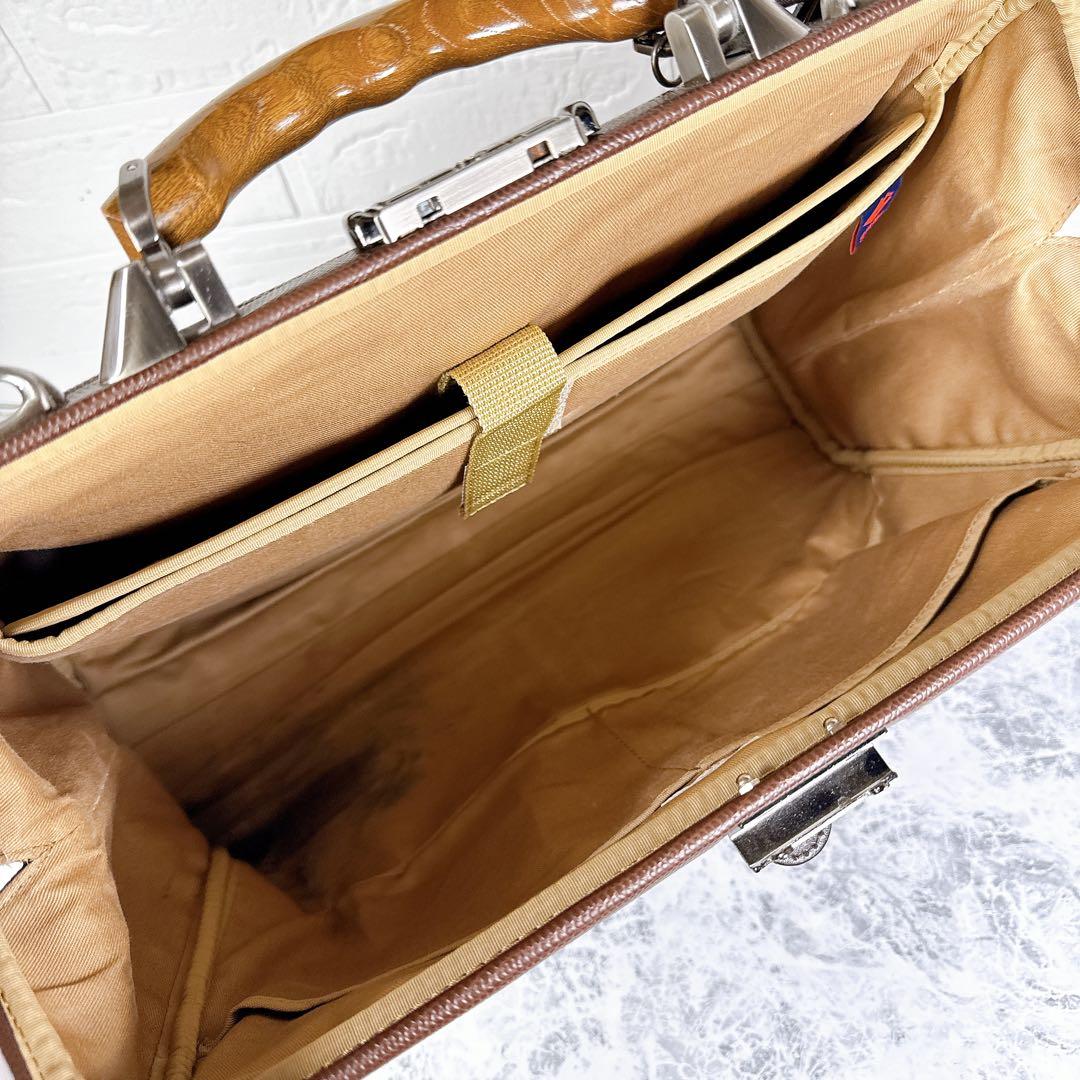 外観極美品【豊岡鞄/YOUTA】本革 LIZARD 3WAY 横ダレスL