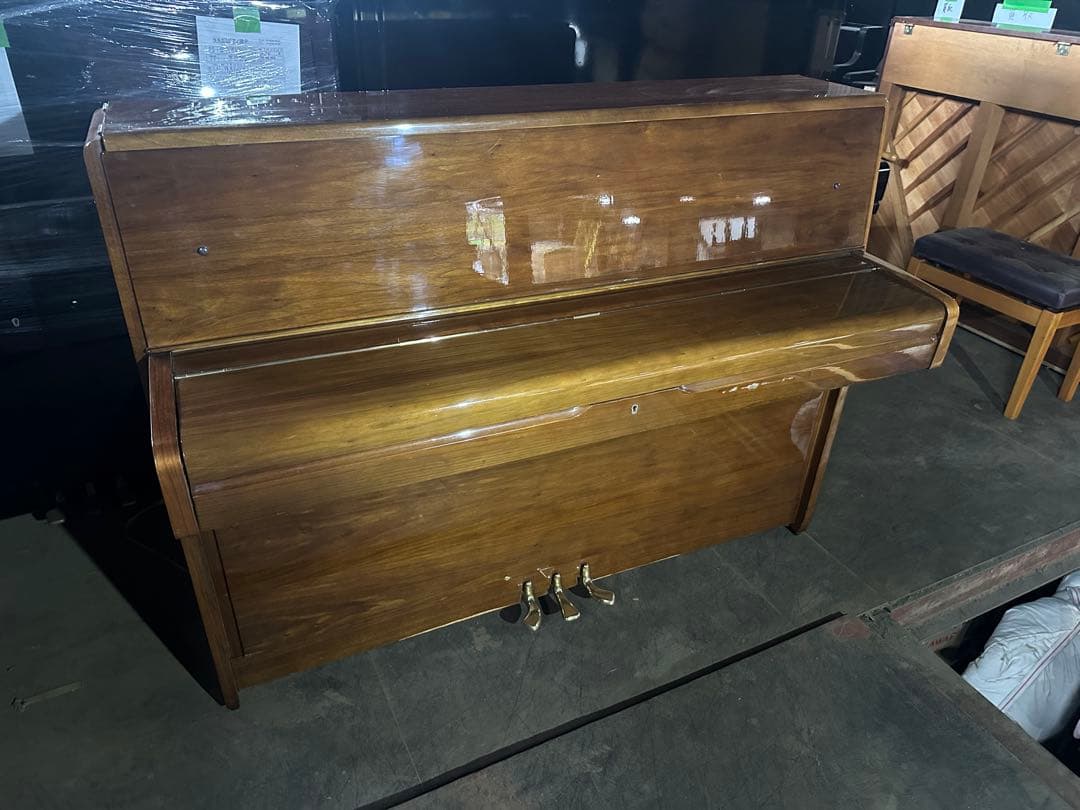 年末特価】YAMAHA M1A アップライトピアノ