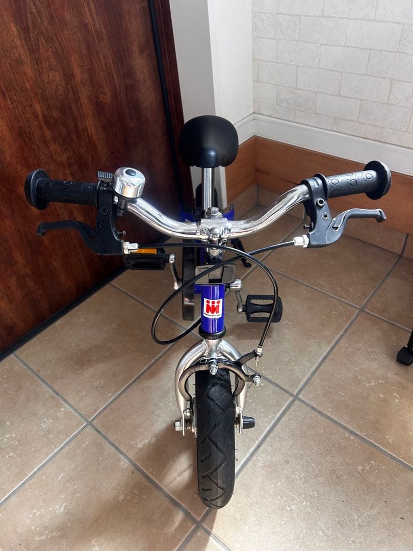 へんしんバイクS】 ブルー 青 サドル2サイズ、プロテクター付