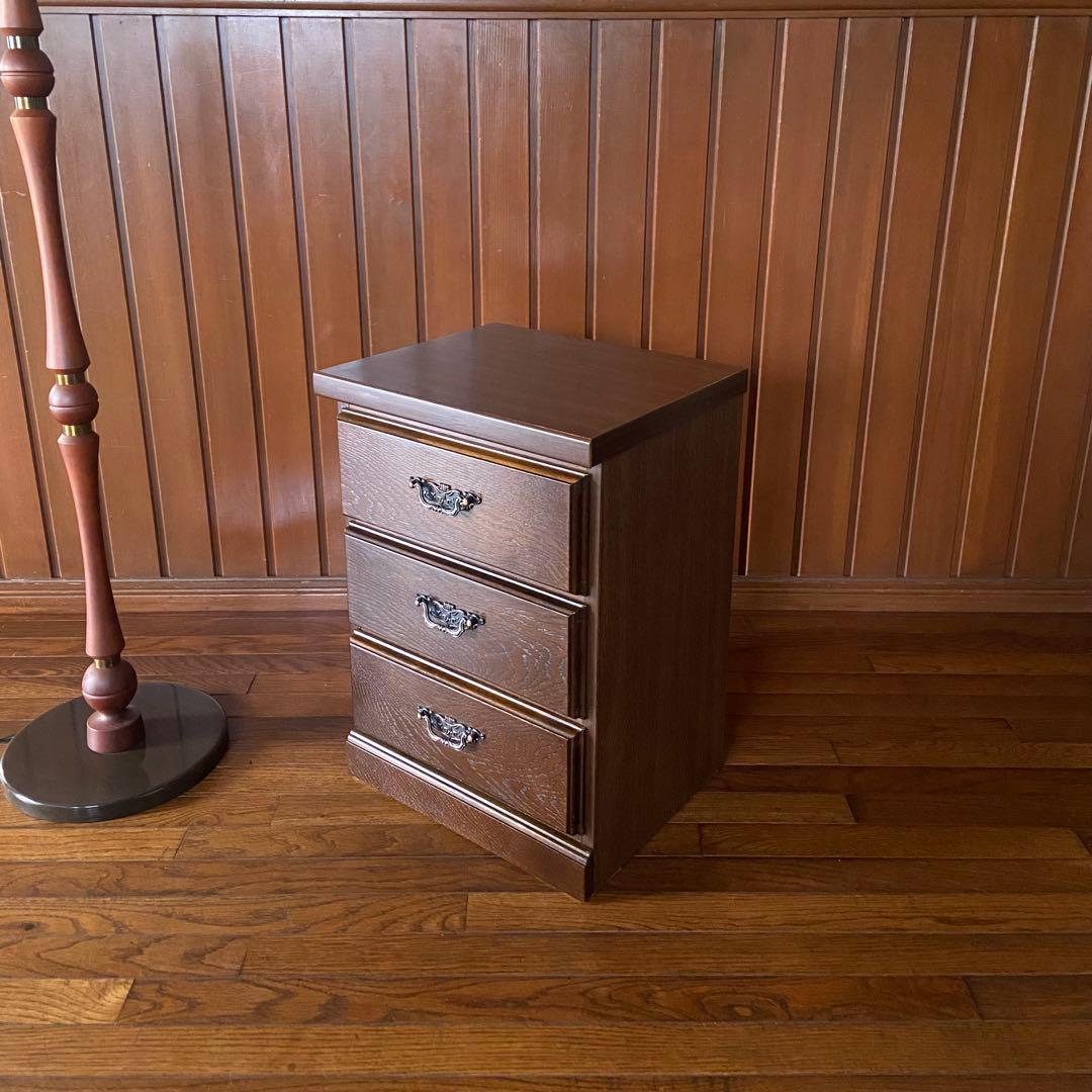 ベッドサイドキャビネット アメリカ製 3段引き出し ミニチェスト