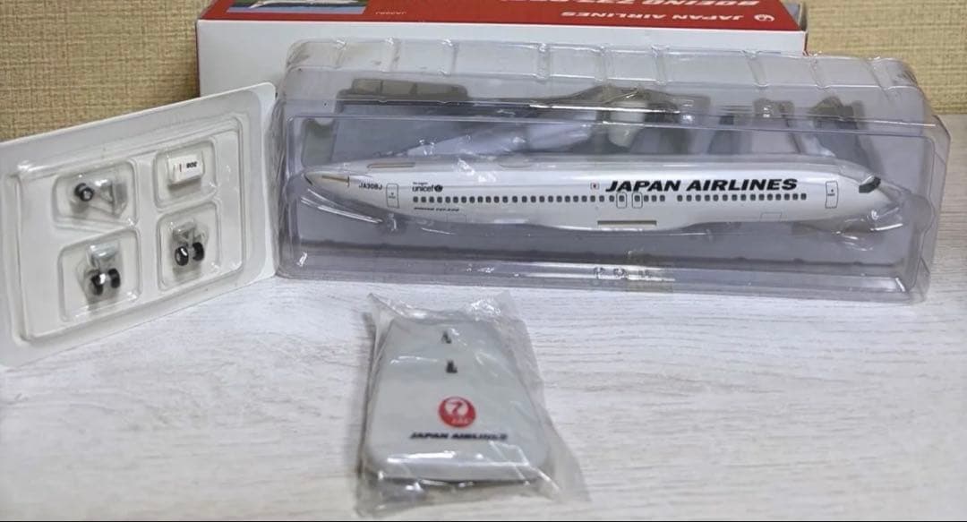 JAL 737-800 WiFi 1/200 スナップインモデル