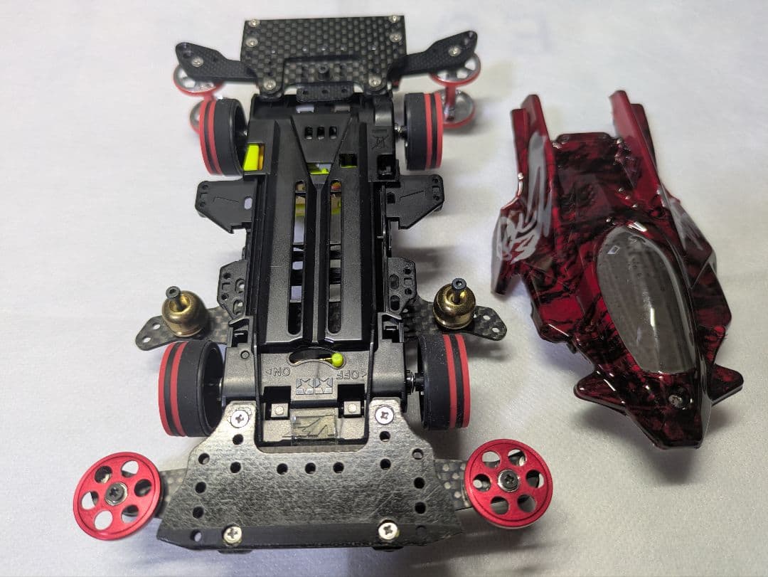 ミニ四駆　タミヤ純正　VZシャーシ　カーボン