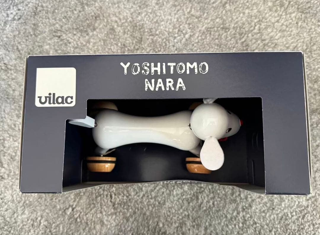 新品未使用　箱付き　奈良美智 置物　限定　希少　プルトイ dog ドッグ