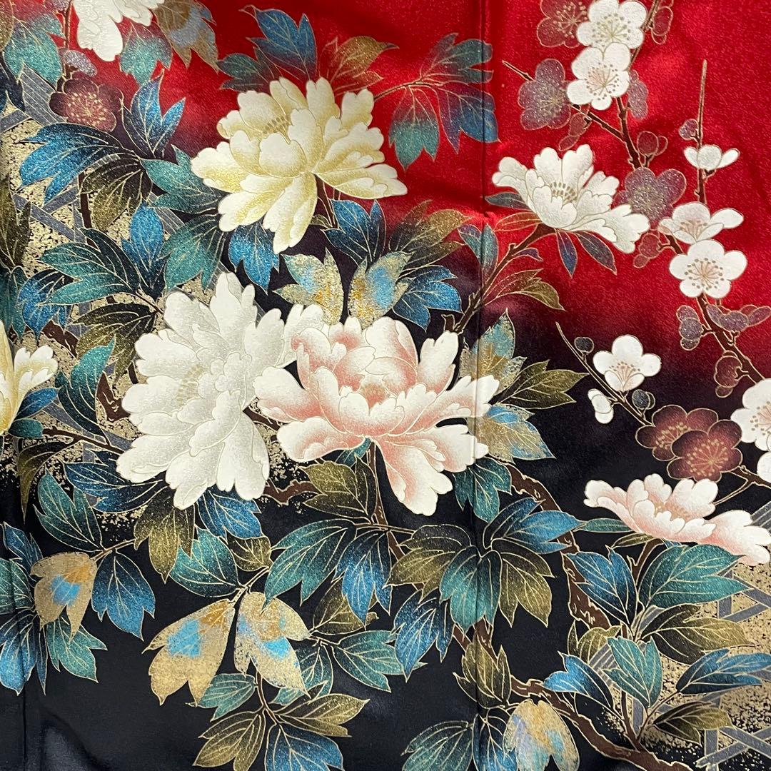 D773 振袖 松 牡丹 蝶々 金彩 正絹 着物 袷 極美品