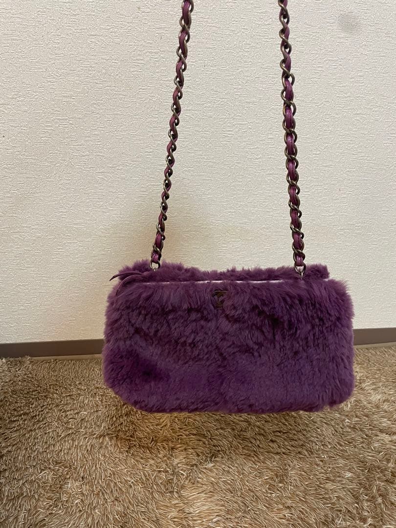 Chanel クラッチバッグ 紫 ファー