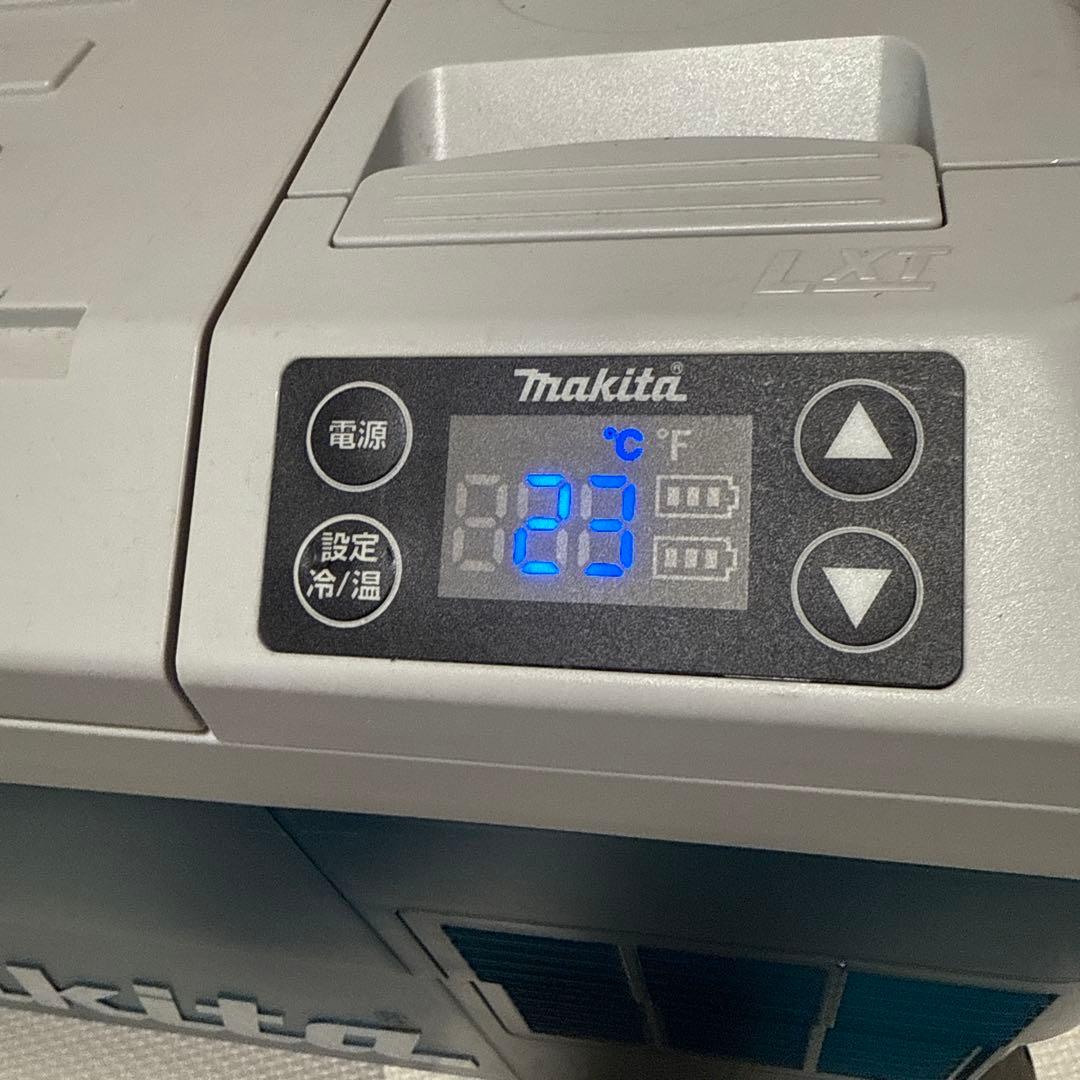 Makita 冷温庫 ACアダプター付属 完動品 Makita 冷温庫 ACアダプター