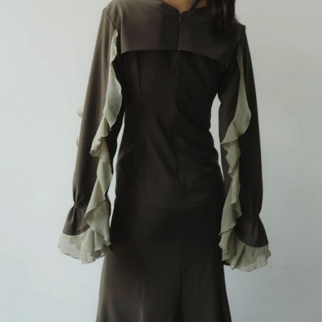 クヌースマーフ フリルスリーブワンピース カーキ Sサイズ